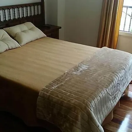 Ansuina Banos Del Molgas