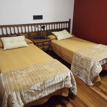 Ansuina Hotel Banos Del Molgas